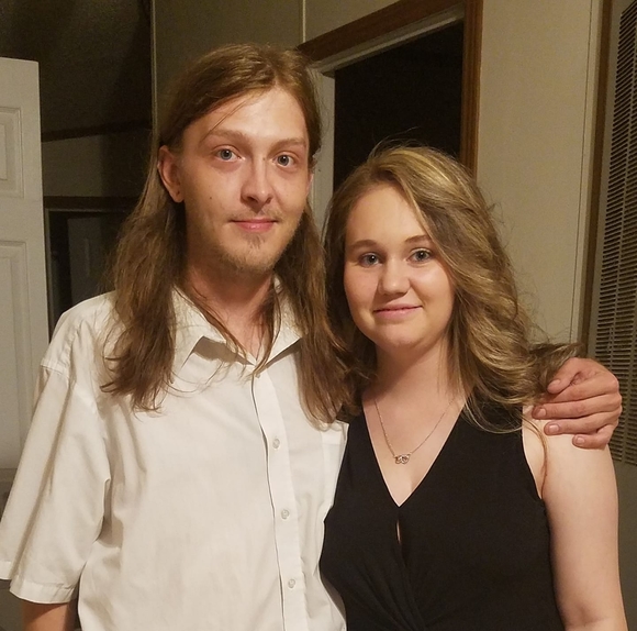 Meet your Posher, Courtney - Picture 1 of 1